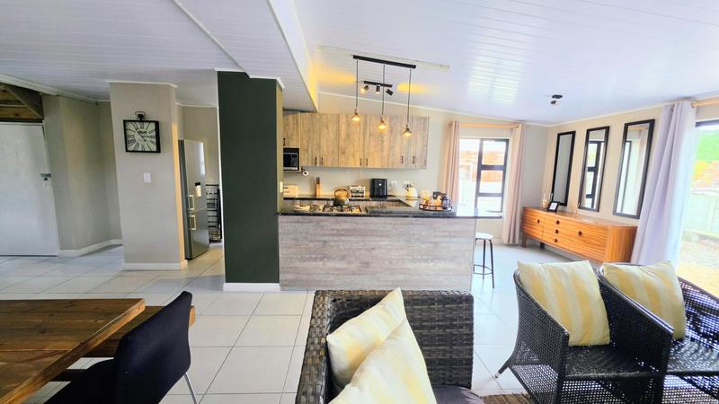 3 Bedroom Property for Sale in Kleinkrantz Western Cape